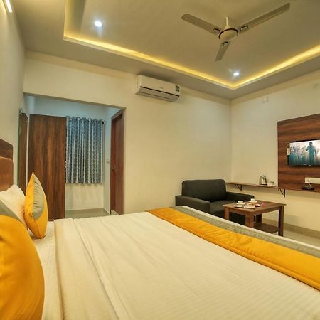Visa Inn Transit Stay With Airport Transfer Bangalore Exteriör bild
