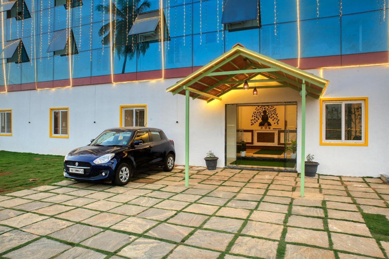 Visa Inn Transit Stay With Airport Transfer Bangalore Exteriör bild
